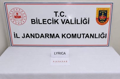 Bilecik'te yol kontrolünde uyuşturucu hap ele geçirildi