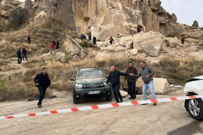 Kapadokya'da peribacası yıkıldı: Ölü ve yaralılar var