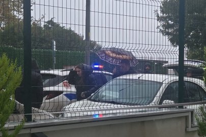 Avcılar’da okul önünde trafik tartışması, öğrenci velisi ayağından vuruldu