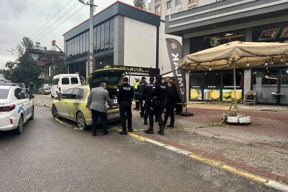 Emlak ofisinde silahlı kavga: 1 ölü, 1 yaralı