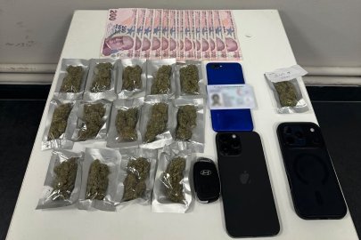 Kadıköy'de uyuşturucu şüphelilerine dron destekli operasyon: 2 kişi yakalandı