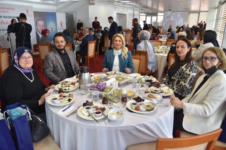 AK Partili kadınlar Türkiye yüzyılı için hazır