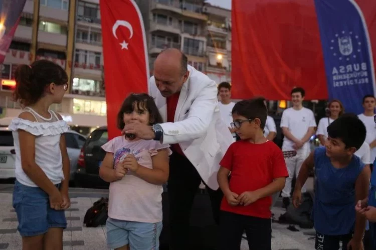 'Adam Olacak Çocuklar' Bursa'da sahnede