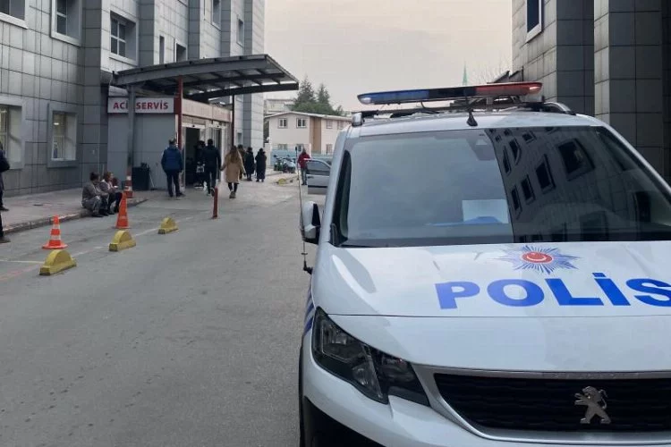 Bursa'da 21 lise öğrencisi zehirlenme şüphesiyle hastaneye kaldırıldı