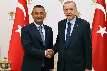 Cumhurbaşkanı Erdoğan, CHP Genel Başkanı Özel’i kabul etti