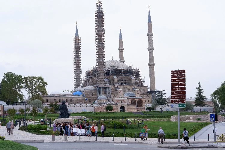 Edirne Selimiye Camii’nde restorasyon çalışmaları sürüyor