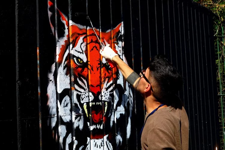 Grafiti meraklıları Hüdavendigar Parkı’nda buluşuyor