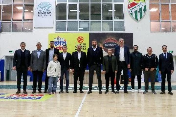 Hidayet Türkoğlu, Frutti Extra Bursaspor’u ziyaret etti