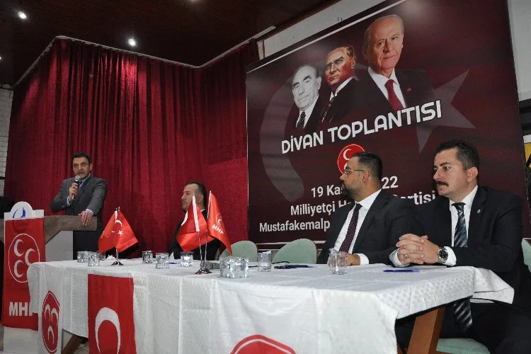 MHP Mustafakemalpaşa Teşkilatı, Divan Kurulu Toplantısı’nda bir araya geldi.