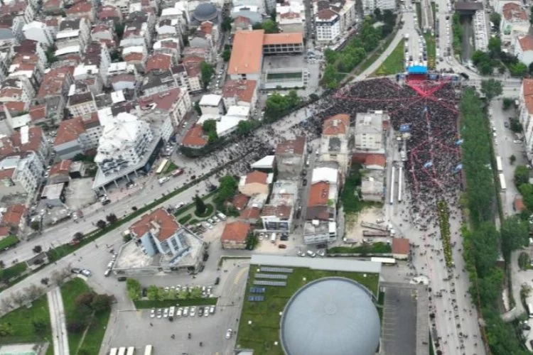 Millet İttifakı’nın Bursa mitingi dron ile havadan görüntülendi