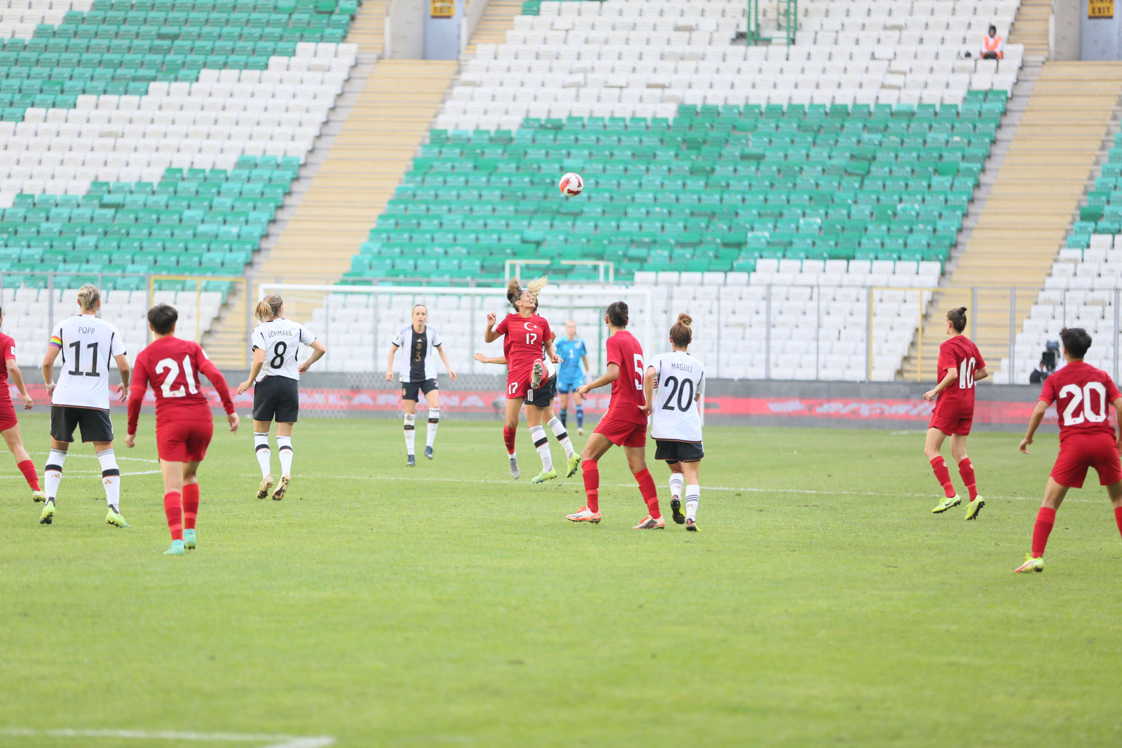 Milliler Almanya'ya direnemedi