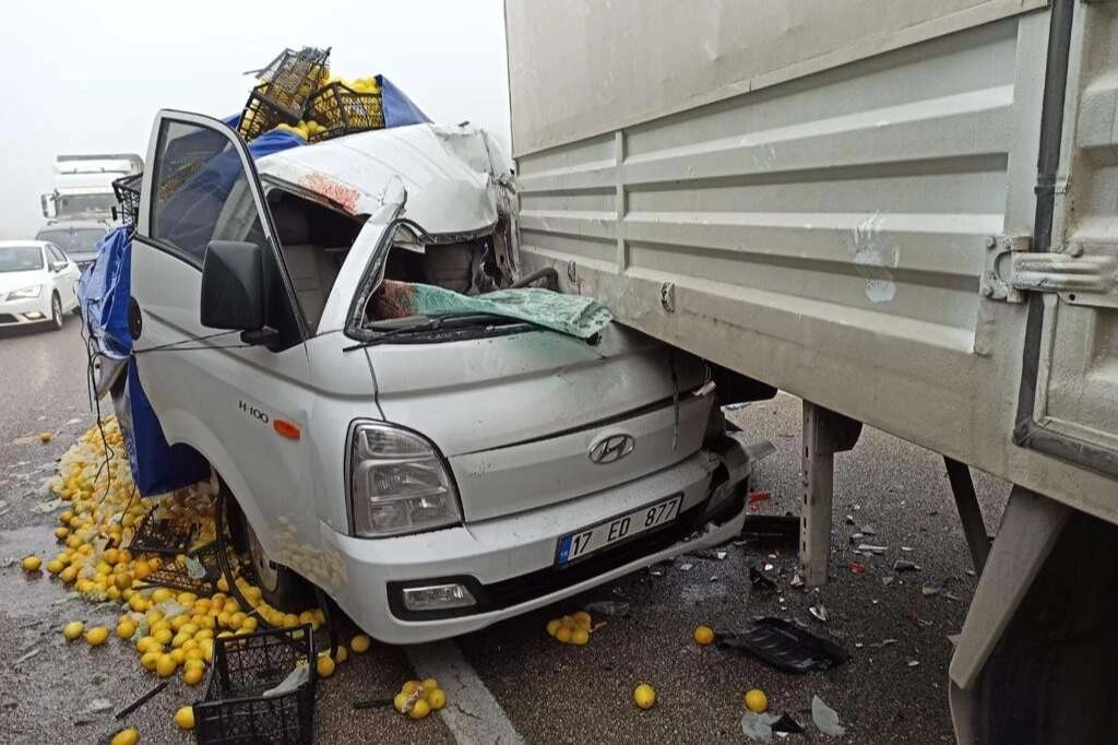 Bursa'da yoğun sis nedeniyle 9 farklı noktada kaza