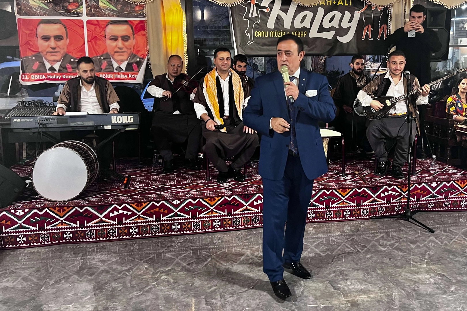 Mahmut Tuncer sıra gecesinde Bursalılar ile buluştu