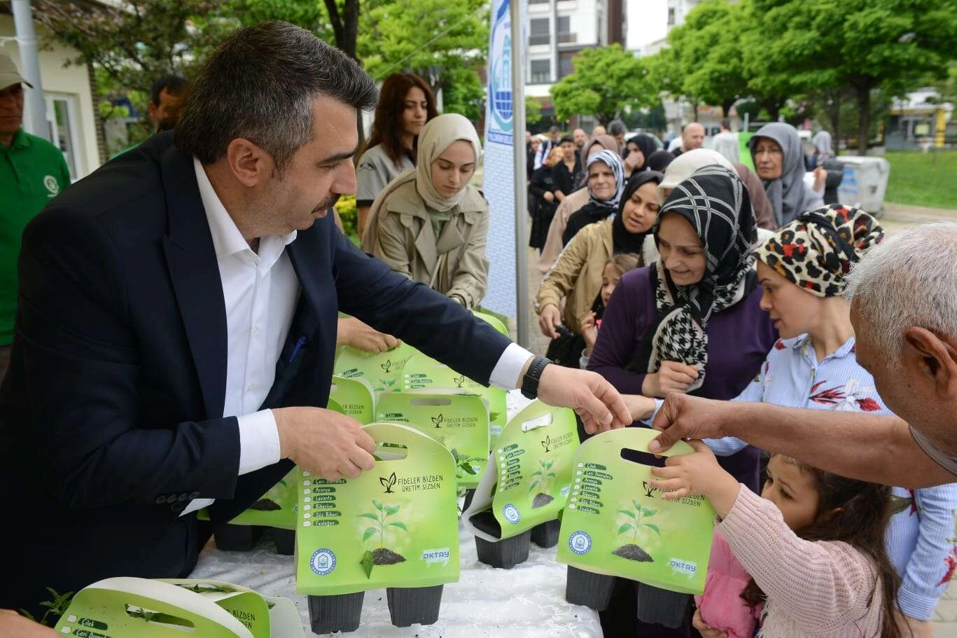 YILDIRIM BELEDİYESİ’NDEN 25 BİN FİDE