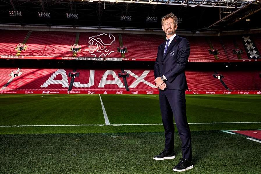 Ajax'ta CEO'luk Görevinde Ayrılık Kararı
