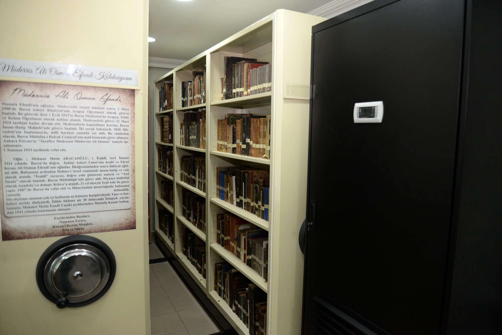 Uludağ Üniversitesi yazma eserler kütüphanesi ve sergi salonunu hizmete açtı.