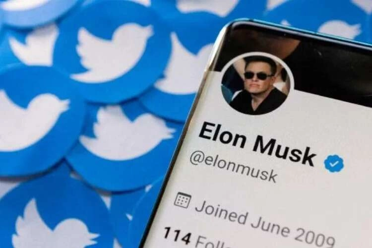Elon Musk'tan yeni Twitter hamlesi! İkonik logo değişiyor!