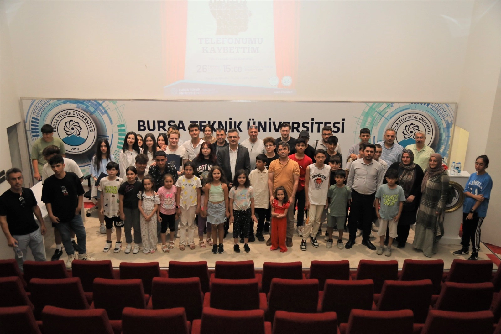 Bursa'da bağımlılıkla mücadele tiyatro ile başladı