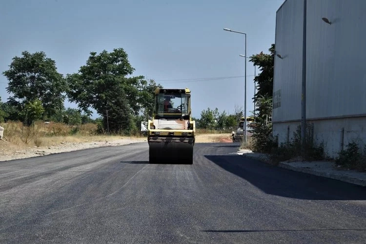 Osmangazi’de asfalt çalışmaları tüm hızıyla devam ediyor