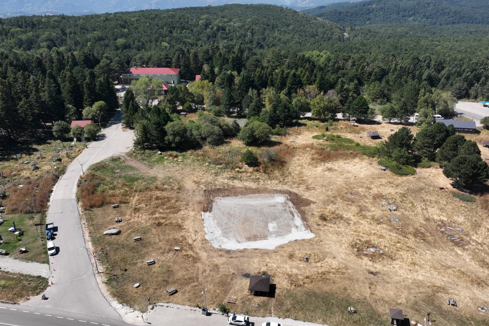Uludağ’da 1. Derece sit alanına çakıl taşları döküldü