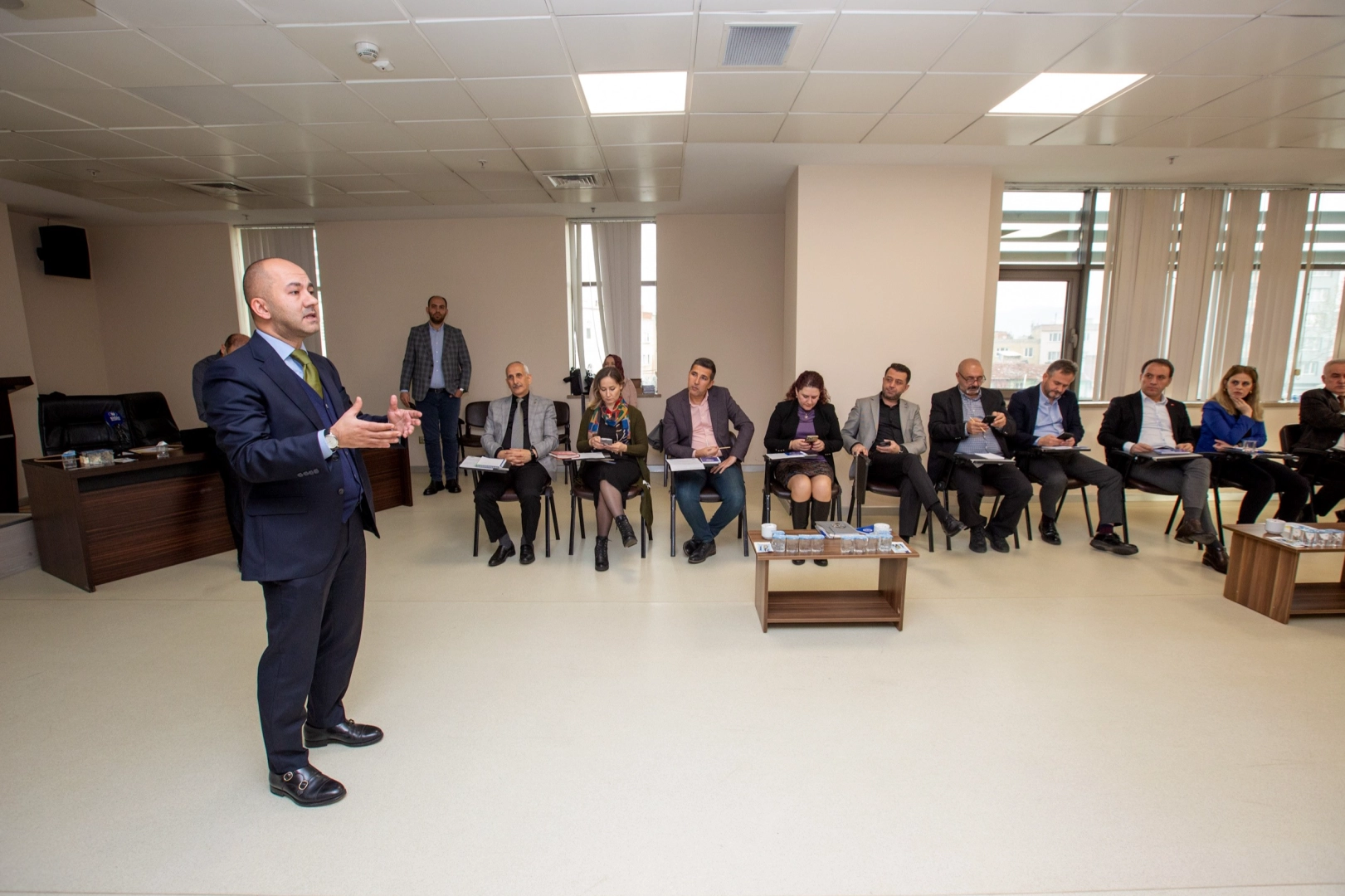 Büyükşehir yöneticilerine iş sağlığı ve güvenliği eğitimi