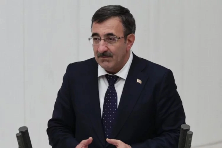 Memur ve emeklilere Yılmaz'dan müjde
