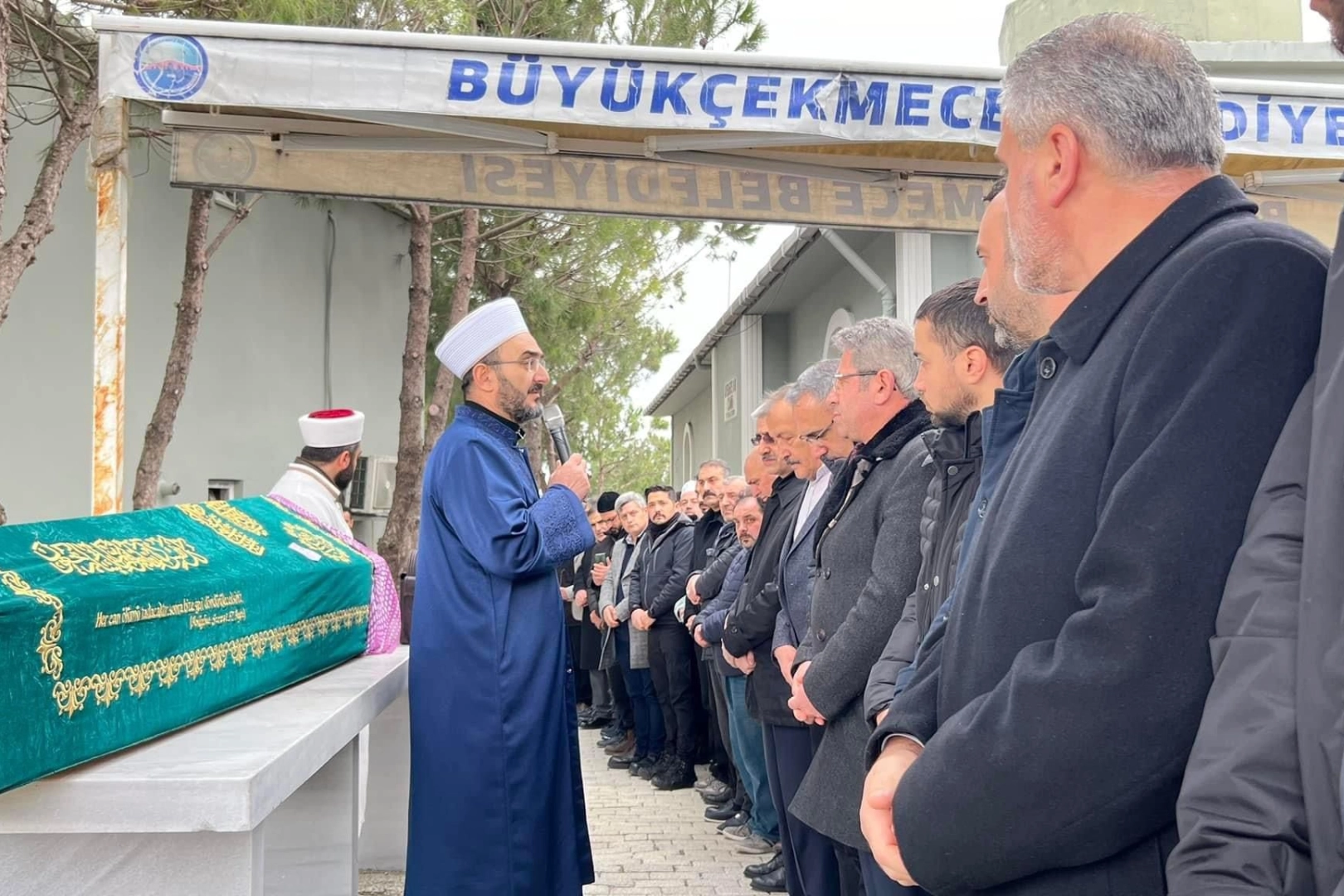 Bursa İl Müftüsü'nün acı günü...Annesinin cenaze namazını kıldırdı