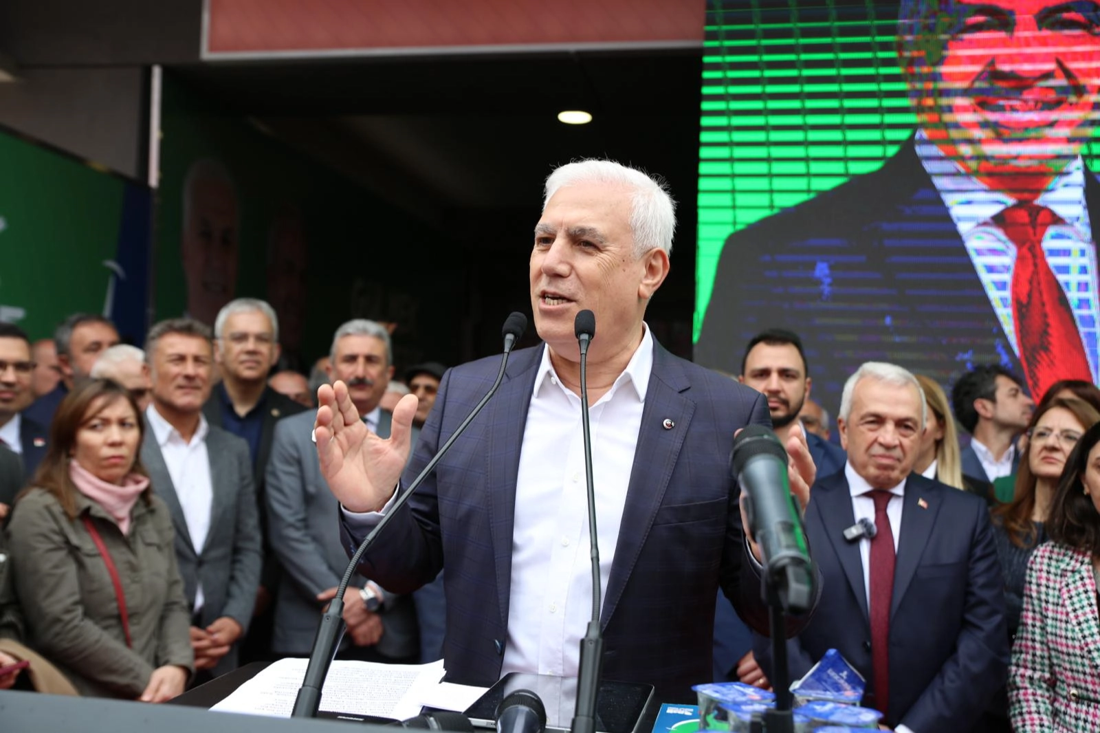 Bozbey: ‘’Projelerimizi çalmanıza gerek yok”