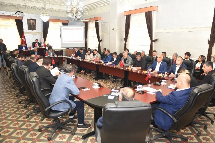 Bursa Yenişehir'de meclisler canlı yayınlanmaya başladı