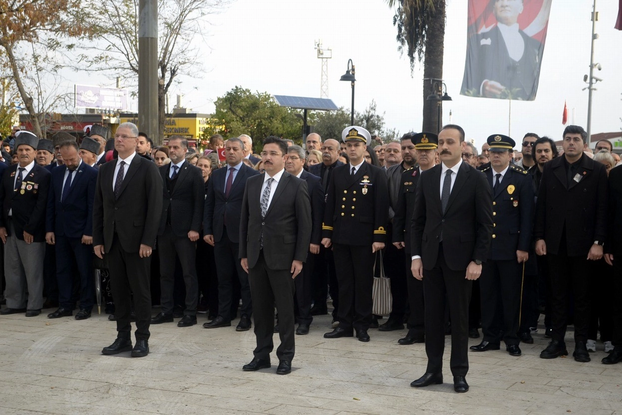 Atatürk Mudanya'da özlemle anıldı