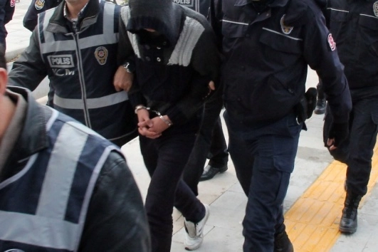 Terör örgütlerine yönelik dev operasyon! 45 gözaltı