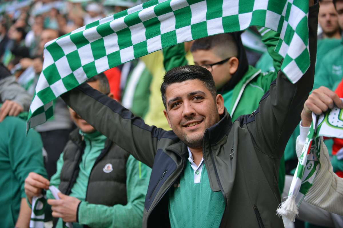 (FOTO GALERİ) BURSASPOR-ERGENE VELİMEŞESPOR MAÇINDAN TARAFTAR FOTOĞRAFLARI-2