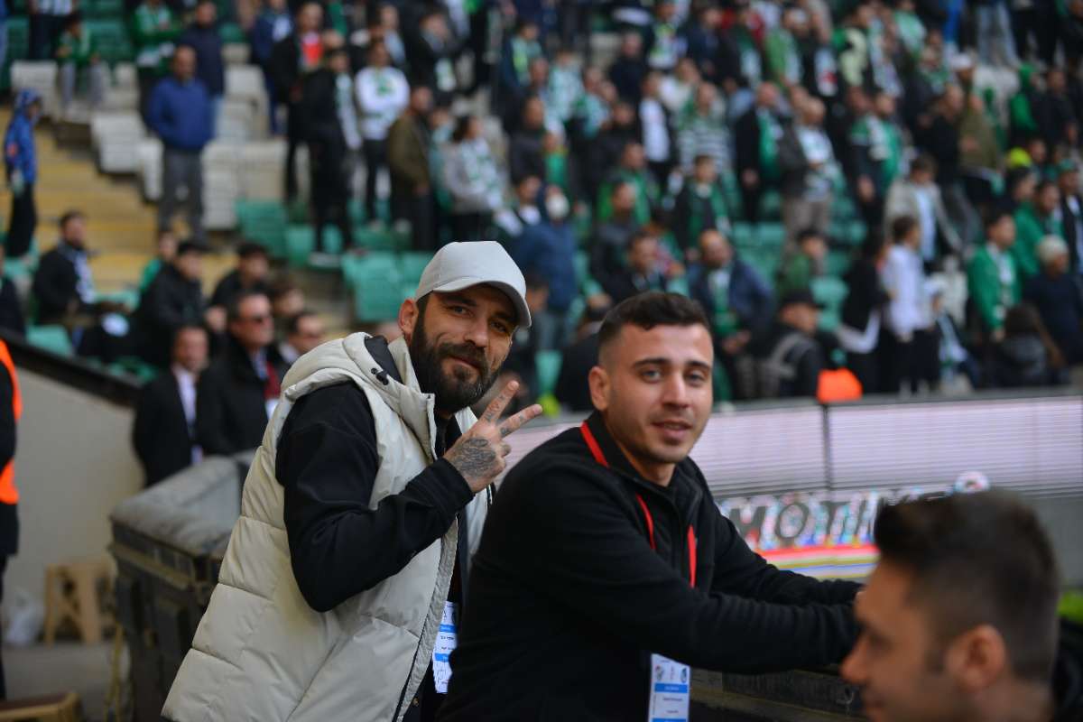 (FOTO GALERİ) BURSASPOR-ERGENE VELİMEŞESPOR MAÇINDAN TARAFTAR FOTOĞRAFLARI-2