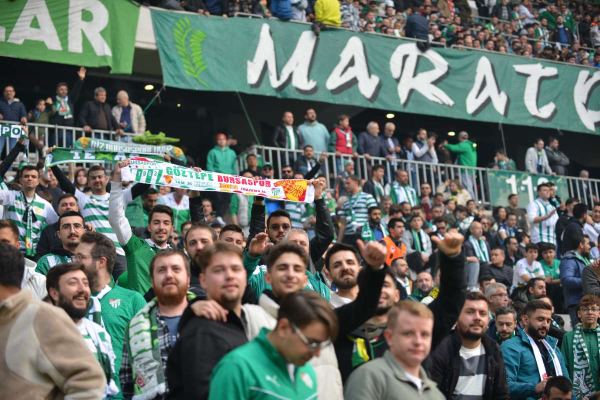 (FOTO GALERİ) BURSASPOR-ERGENE VELİMEŞESPOR MAÇINDAN TARAFTAR FOTOĞRAFLARI-2