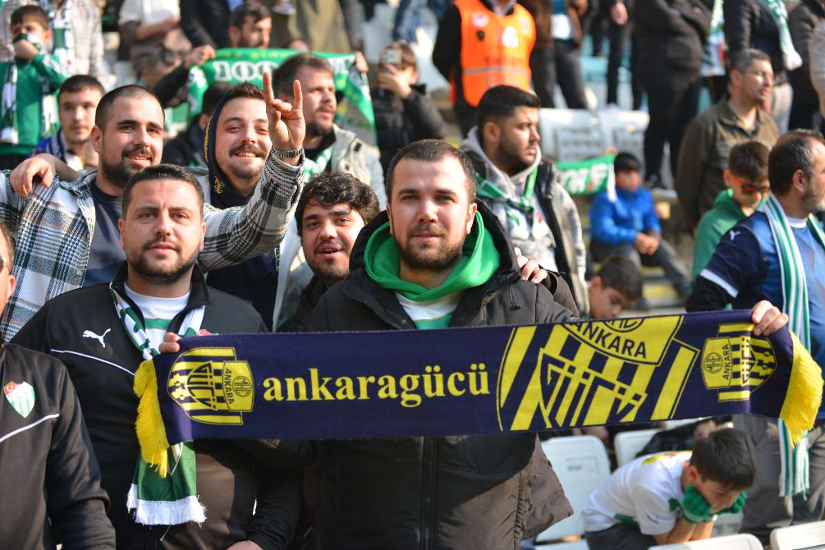 (FOTO GALERİ) BURSASPOR-ERGENE VELİMEŞESPOR MAÇINDAN TARAFTAR FOTOĞRAFLARI-2