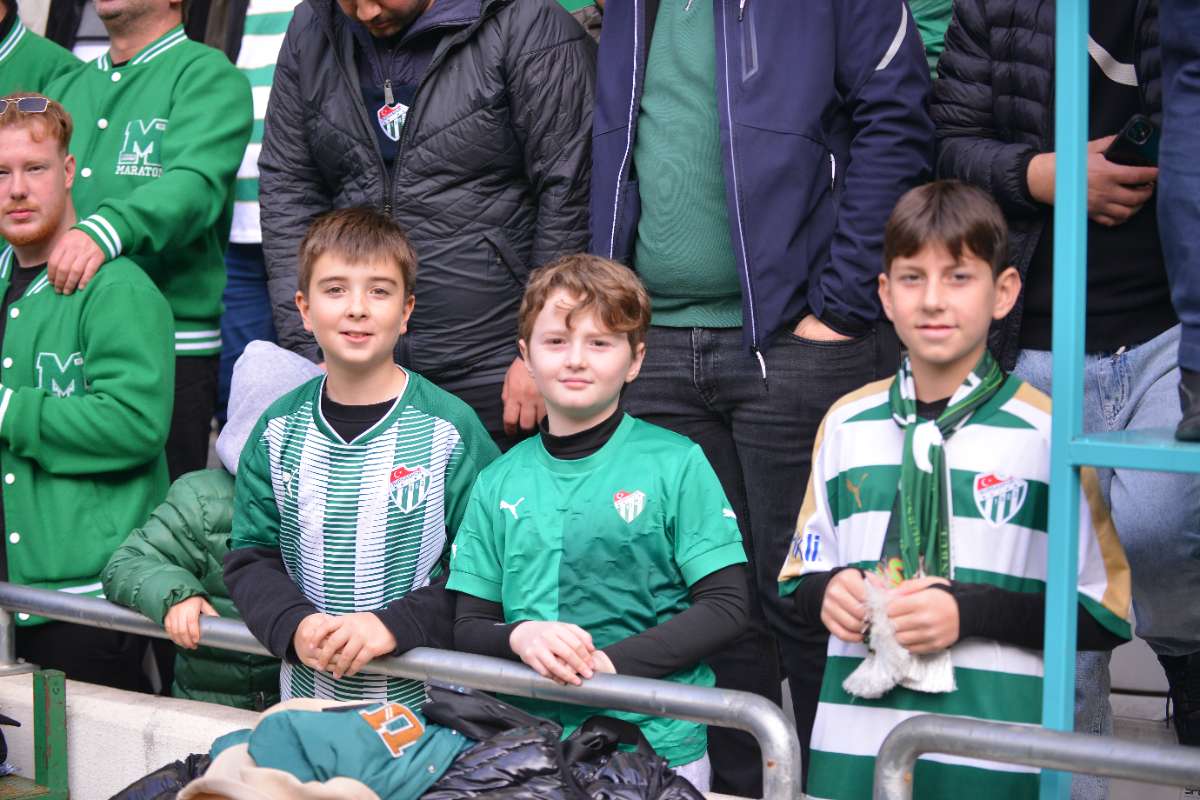 (FOTO GALERİ) BURSASPOR-ERGENE VELİMEŞESPOR MAÇINDAN TARAFTAR FOTOĞRAFLARI-2