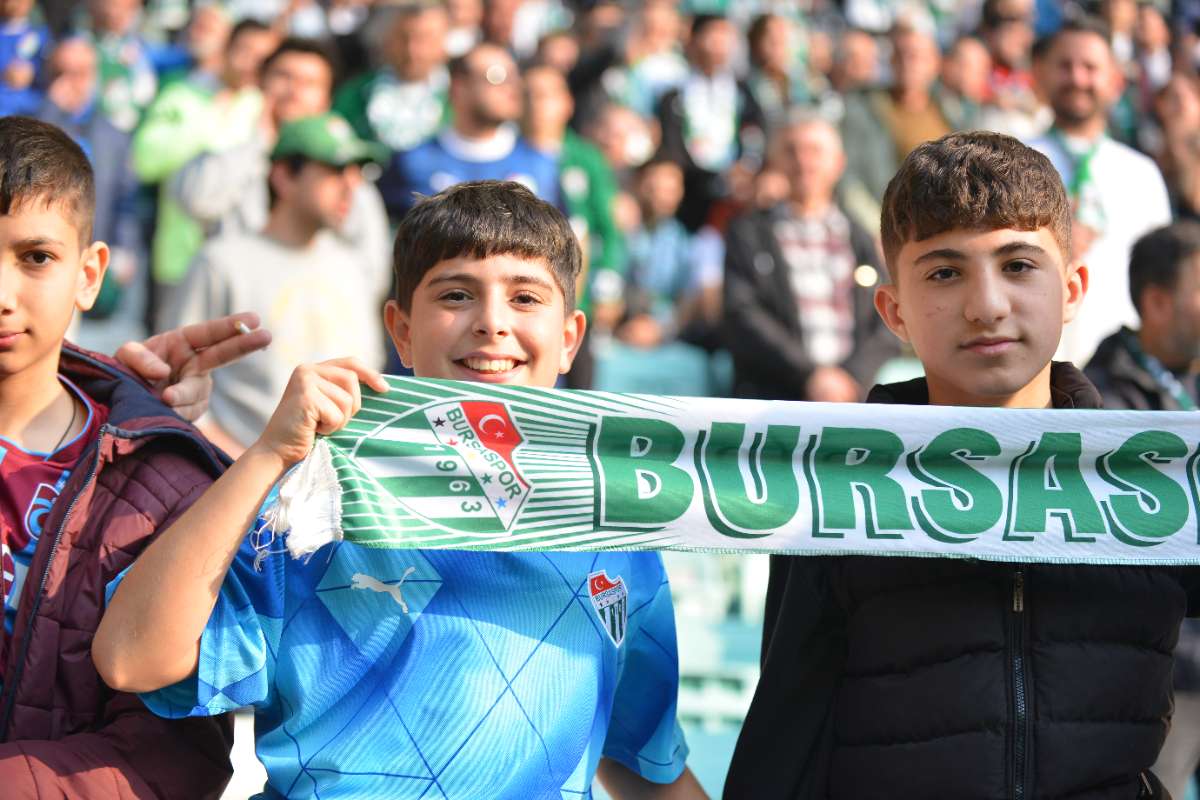 (FOTO GALERİ) BURSASPOR-ERGENE VELİMEŞESPOR MAÇINDAN TARAFTAR FOTOĞRAFLARI-2