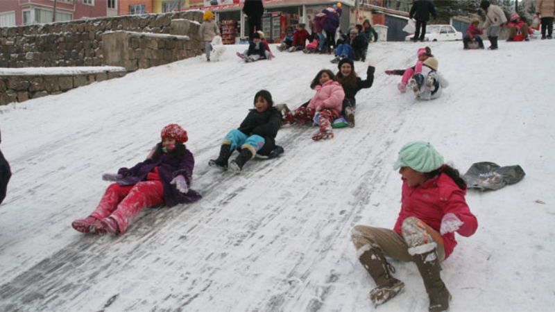 İstanbul'da yarın okullar tatil