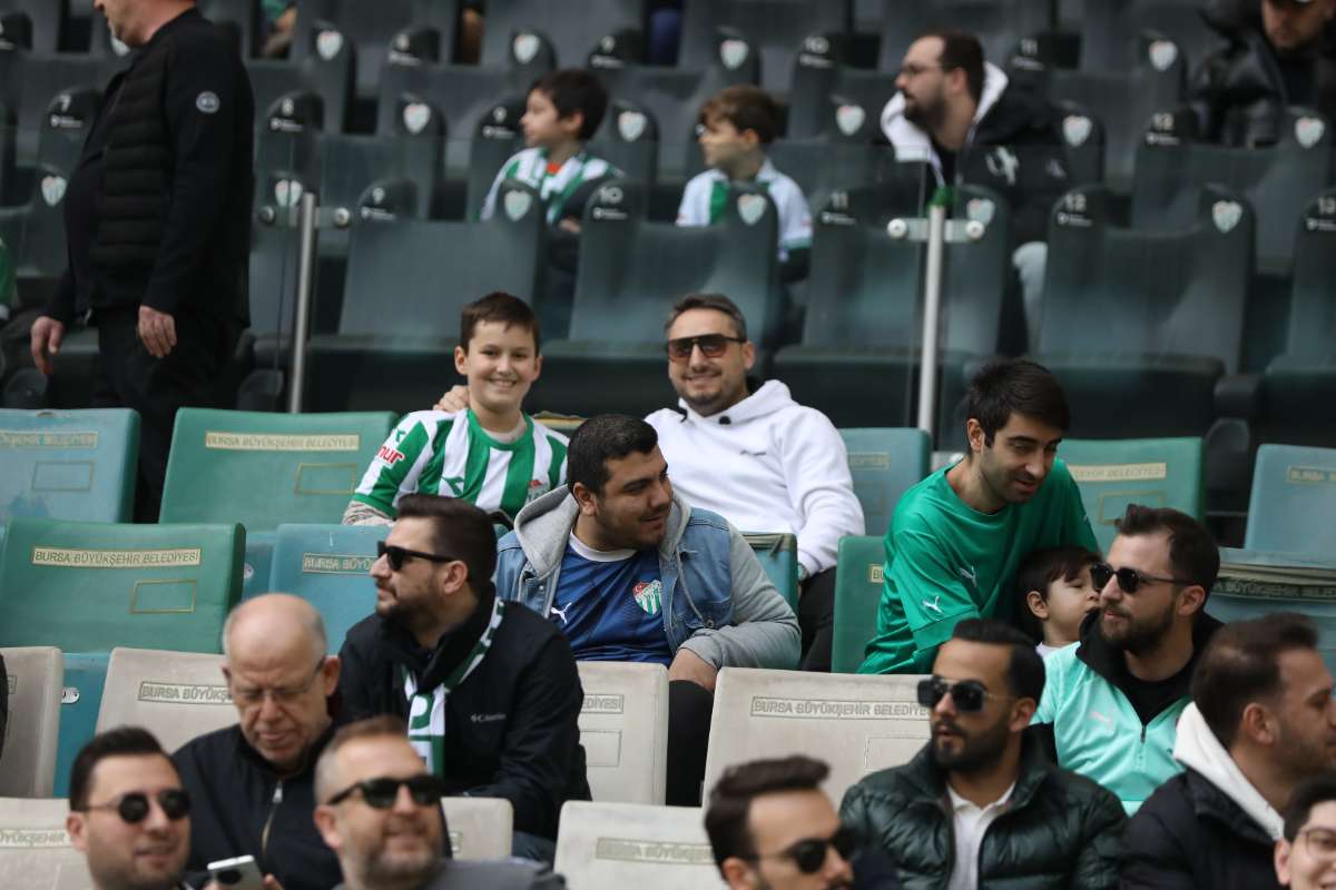 (FOTO GALERİ) Bursaspor-Silifke Belediyespor Taraftar Fotoğrafları