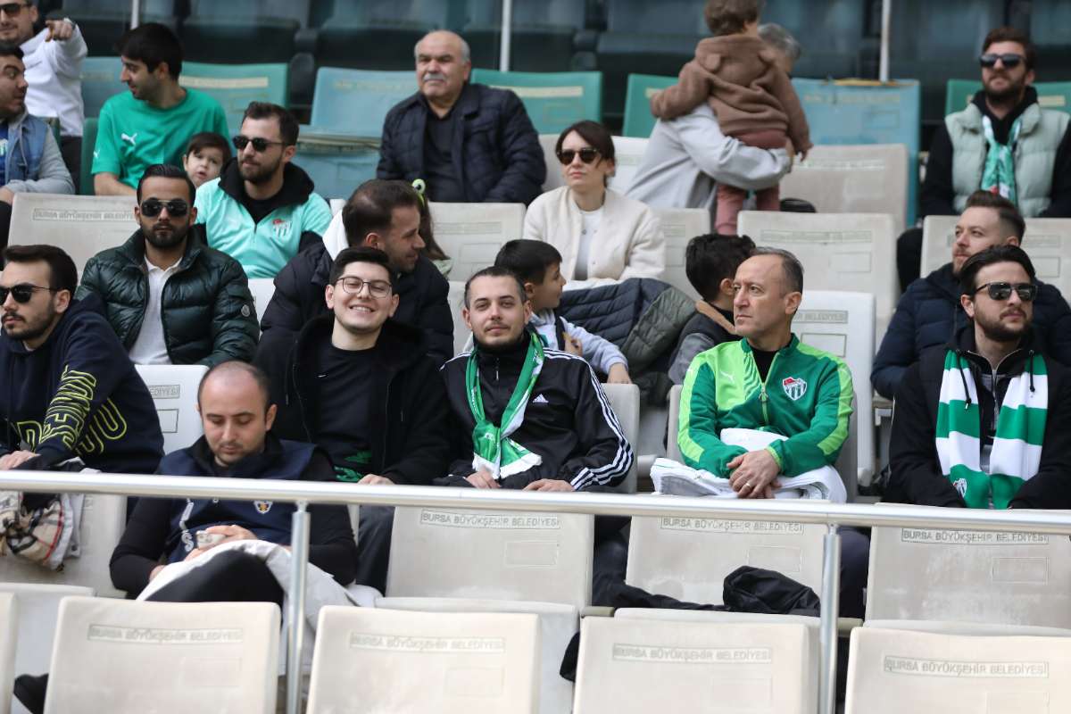 (FOTO GALERİ) Bursaspor-Silifke Belediyespor Taraftar Fotoğrafları