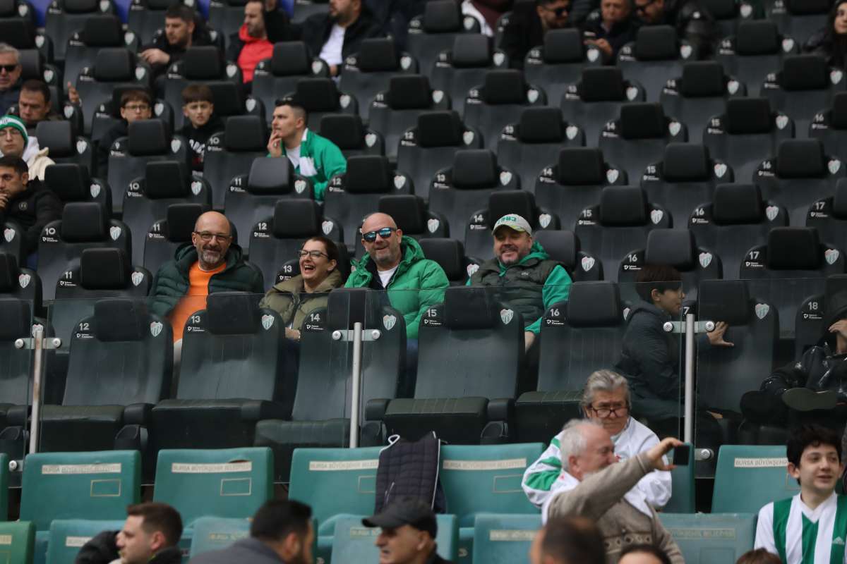 (FOTO GALERİ) Bursaspor-Silifke Belediyespor Taraftar Fotoğrafları