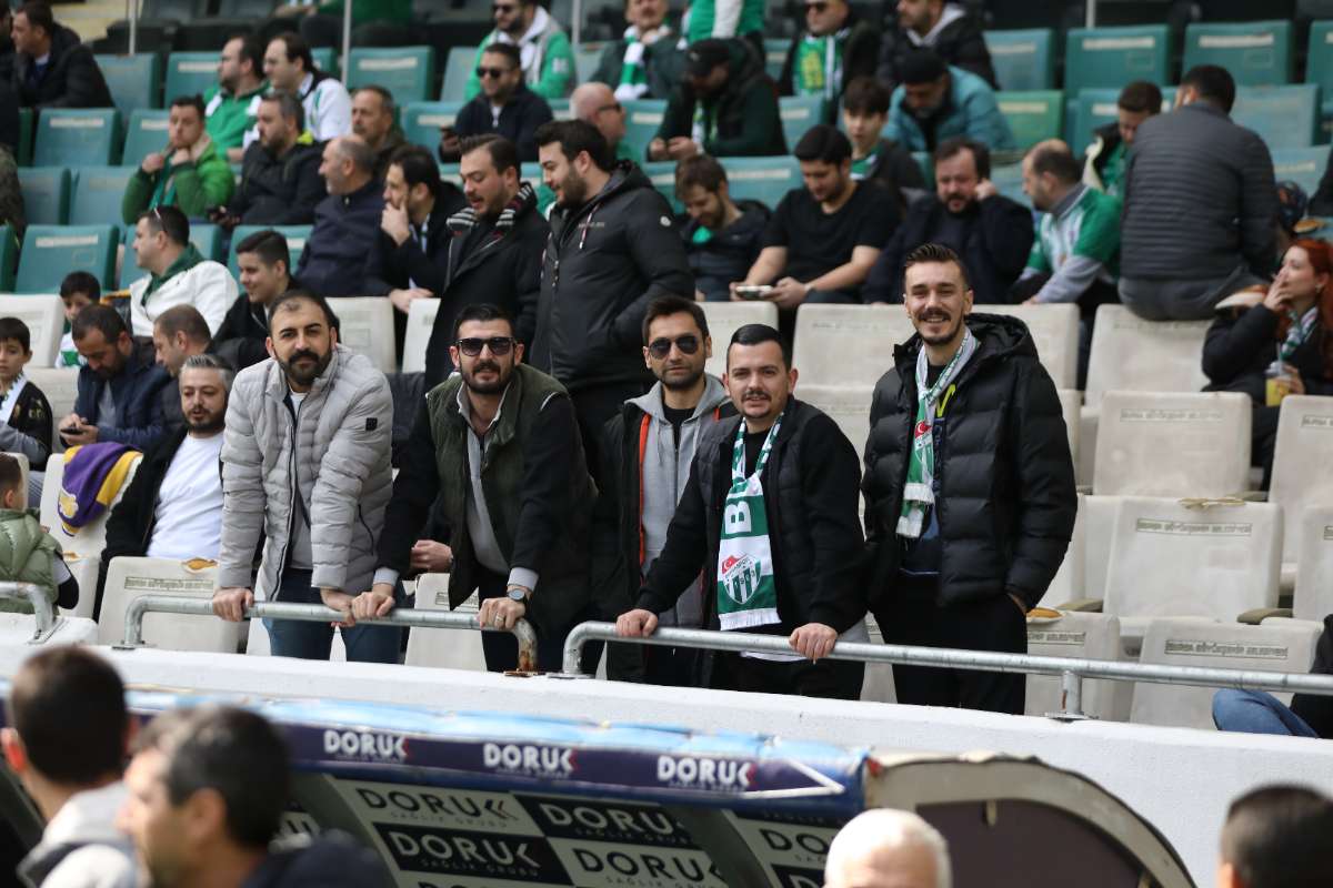 (FOTO GALERİ) Bursaspor-Silifke Belediyespor Taraftar Fotoğrafları