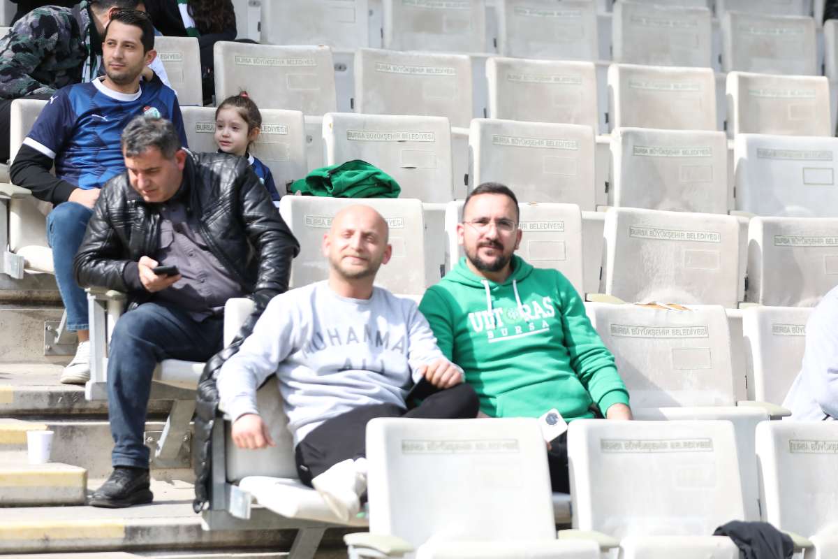 (FOTO GALERİ) Bursaspor-Silifke Belediyespor Taraftar Fotoğrafları
