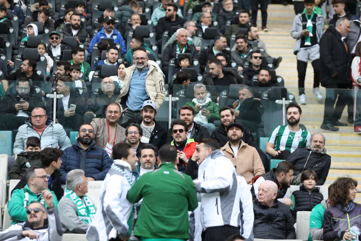 (FOTO GALERİ) Bursaspor-Silifke Belediyespor Taraftar Fotoğrafları