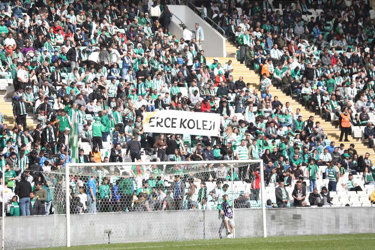 (FOTO GALERİ) Bursaspor-Silifke Belediyespor Taraftar Fotoğrafları