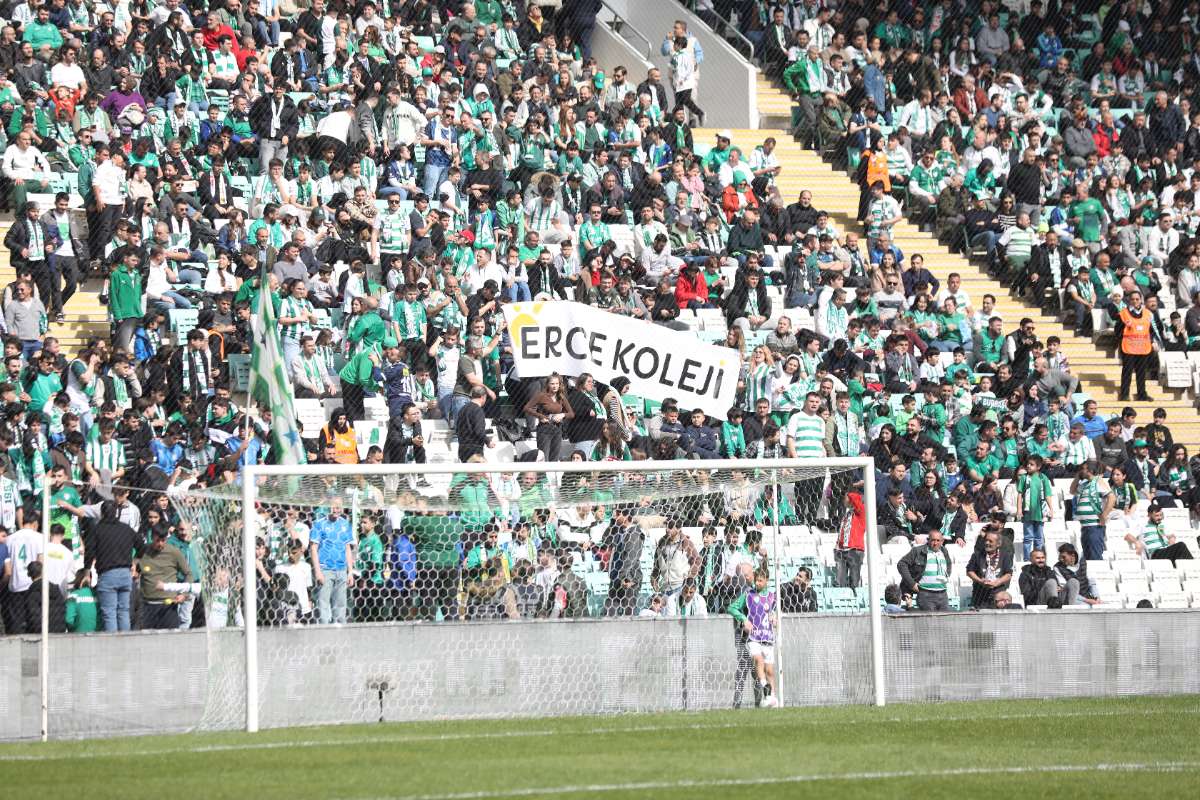 (FOTO GALERİ) Bursaspor-Silifke Belediyespor Taraftar Fotoğrafları