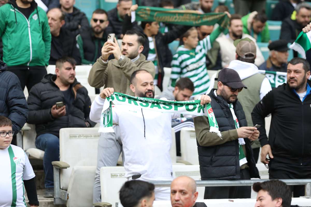 (FOTO GALERİ) Bursaspor-Silifke Belediyespor Taraftar Fotoğrafları