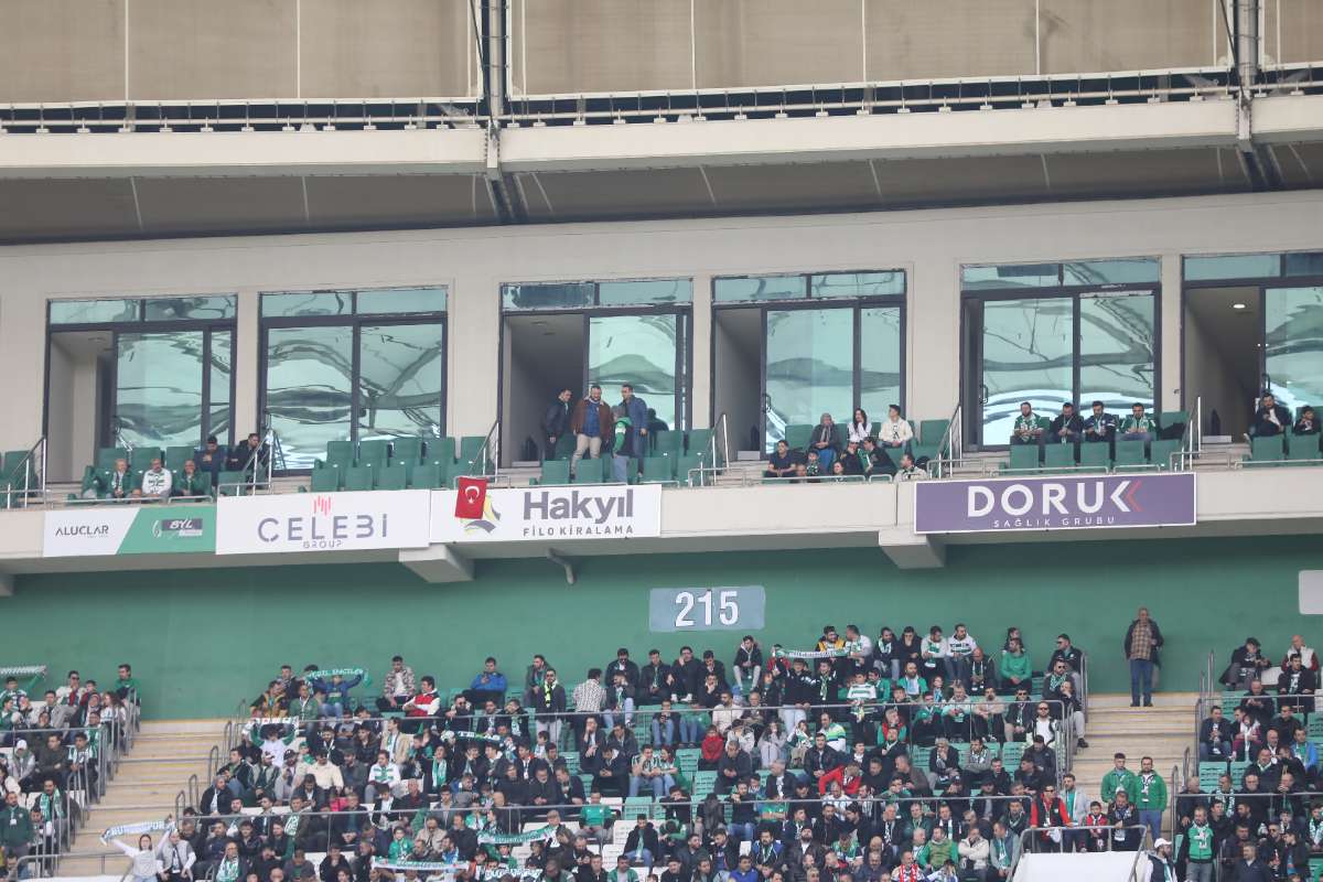 (FOTO GALERİ) Bursaspor-Silifke Belediyespor Taraftar Fotoğrafları