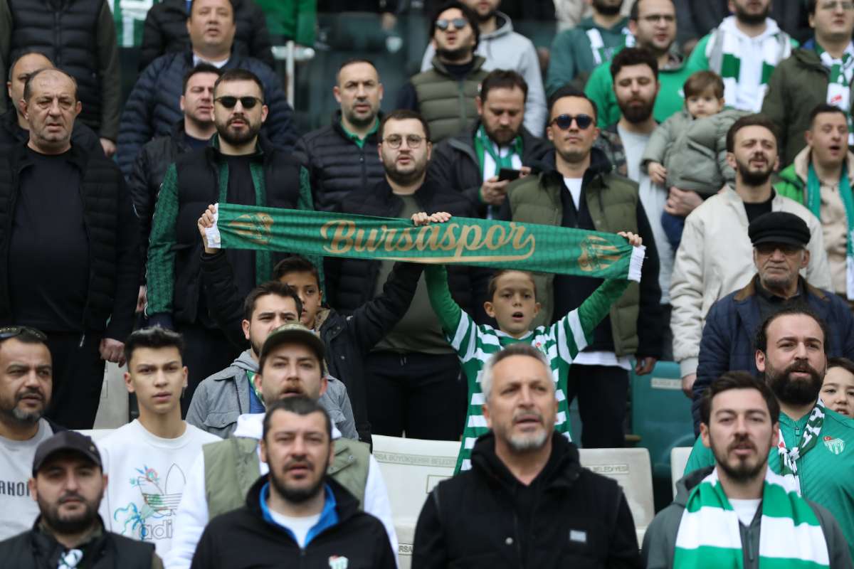 (FOTO GALERİ) Bursaspor-Silifke Belediyespor Taraftar Fotoğrafları