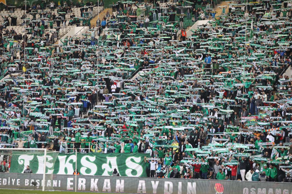 (FOTO GALERİ) Bursaspor-Silifke Belediyespor Taraftar Fotoğrafları
